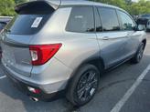 Thumbnail of 2021 Lunar Silver Metallic Honda Passport