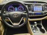Thumbnail of 2016 Blue Toyota Highlander