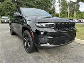 Thumbnail of 2023 Diamond Black Crystal Pearlcoat Jeep Grand Cherokee
