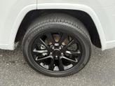 Thumbnail of 2022 Bright White Clearcoat Jeep Grand Cherokee WK