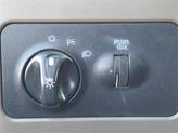 Thumbnail of 1999 Light Prairie Tan Clearcoat Metallic Ford F-250