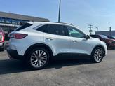 Thumbnail of 2022 STAR WHITE METALLIC TRI-COAT Ford Escape