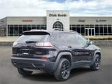 Thumbnail of 2021 Sangria Metallic Clearcoat Jeep Cherokee