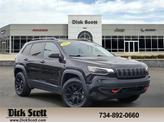 Photo of 2021 Sangria Metallic Clearcoat Jeep Cherokee