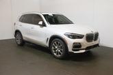 Photo of 2020 Mineral White Metallic BMW X5