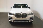 Thumbnail of 2020 Mineral White Metallic BMW X5