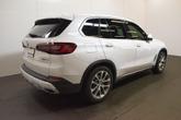 Thumbnail of 2020 Mineral White Metallic BMW X5