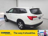 Thumbnail of 2017 White Honda Pilot