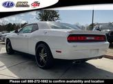 Thumbnail of 2010 Stone White Clearcoat Dodge Challenger