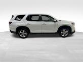Thumbnail of 2025 Platinum White Pearl Honda Pilot