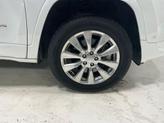 Thumbnail of 2018 Bright White Clearcoat Jeep Cherokee