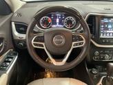 Thumbnail of 2018 Bright White Clearcoat Jeep Cherokee