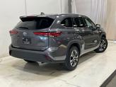 Thumbnail of 2021 Blizzard Pearl Toyota Highlander Hybrid