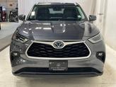 Thumbnail of 2021 Blizzard Pearl Toyota Highlander Hybrid