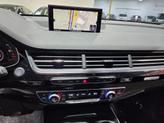 Thumbnail of 2017 Orca Black Metallic Audi Q7