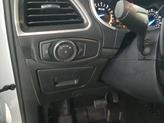 Thumbnail of 2017 White Ford Edge