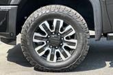 Thumbnail of 2024 Onyx Black GMC Sierra 2500