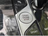 Thumbnail of 2022 Black Sapphire Metallic BMW X7