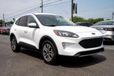 Thumbnail of 2022 Oxford White Ford Escape