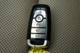 Thumbnail of 2022 Oxford White Ford Escape