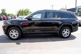 Thumbnail of 2022 Diamond Black Crystal Pearlcoat Jeep Grand Cherokee L