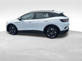 Thumbnail of 2022 Glacier White Metallic Volkswagen ID.4