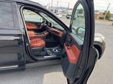 Thumbnail of 2025 Infinite Black Metallic Clearcoat Lincoln Aviator
