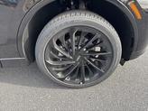 Thumbnail of 2025 Infinite Black Metallic Clearcoat Lincoln Aviator