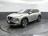 Photo of 2023 Champagne Silver Nissan Rogue