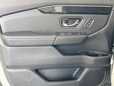 Thumbnail of 2025 Platinum White Pearl Honda Pilot