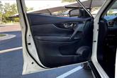 Thumbnail of 2019 White Nissan Rogue
