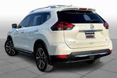 Thumbnail of 2019 White Nissan Rogue