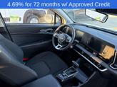 Thumbnail of 2024 Snow White Pearl Kia Sportage