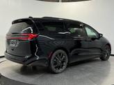 Thumbnail of 2025 Diamond Black Chrysler Pacifica