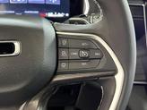 Thumbnail of 2025 Diamond Black Jeep Grand Cherokee L