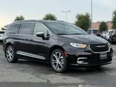 Photo of 2026 Diamond Black Chrysler Pacifica