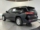 Thumbnail of 2022 Diamond Black Jeep Grand Cherokee L