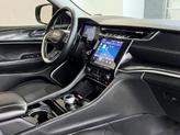 Thumbnail of 2022 Diamond Black Jeep Grand Cherokee L