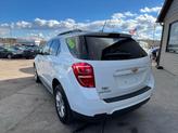 Thumbnail of 2017 White Chevrolet Equinox