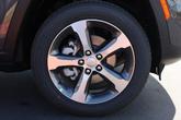 Thumbnail of 2024 Baltic Gray Metallic Clearcoat Jeep Grand Cherokee