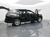 Thumbnail of 2025 Diamond Black Crystal Pearlcoat Jeep Grand Cherokee L