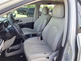 Thumbnail of 2017 White Chrysler Pacifica