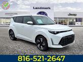 Photo of 2023 White Kia Soul