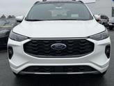 Thumbnail of 2025 White Metallic Ford Escape
