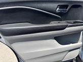 Thumbnail of 2019 Silver Honda Pilot