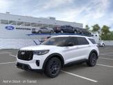 Photo of 2025 White Ford Explorer