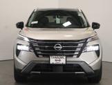 Thumbnail of 2025 2t Chpn Blk Roo Nissan Rogue