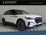 Photo of 2025 White Lincoln Nautilus
