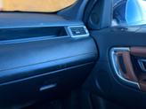 Thumbnail of 2015 Whtie Land Rover Discovery Sport