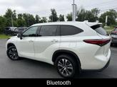 Thumbnail of 2021 Blizzard Pearl Toyota Highlander